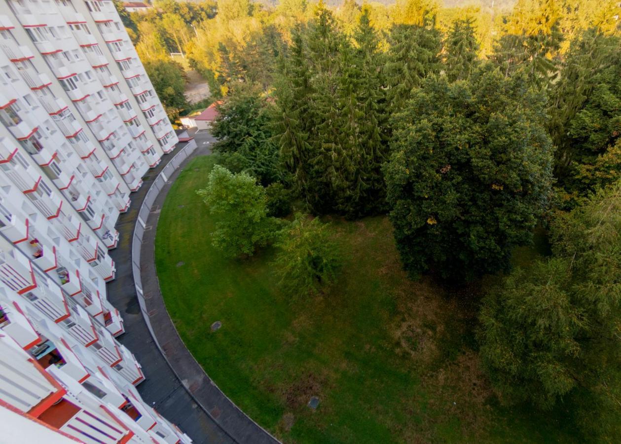 Appart'Hotel - L'Ile En Mouvement Монбельяр Екстер'єр фото